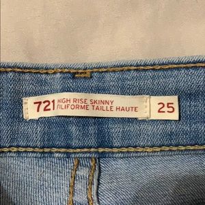 Levi's Jeans - Levi Jeans 721 High Rise Levi's Jeans - Levi Jeans 721 High Rise
